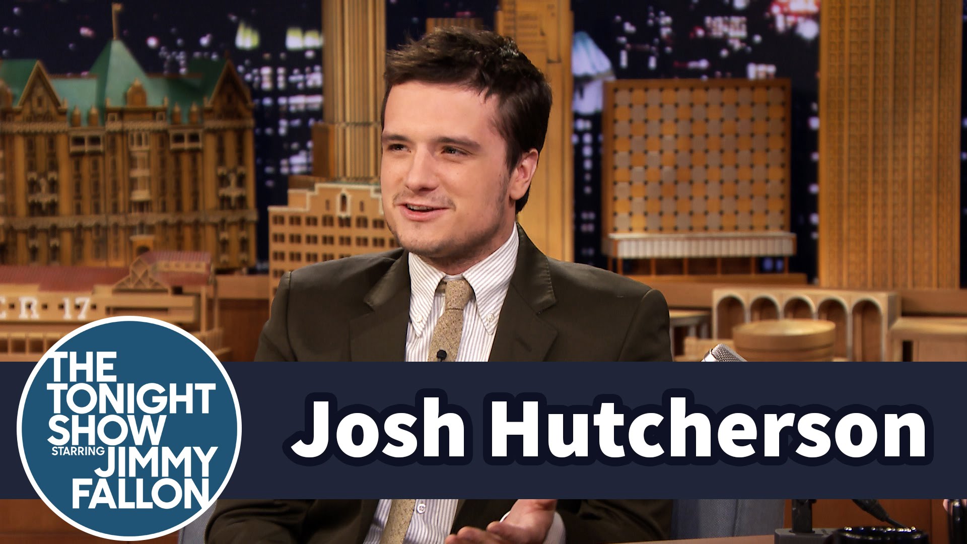 Josh Hutcherson Answers Fans’ Twitter Questions – INTHEFAME