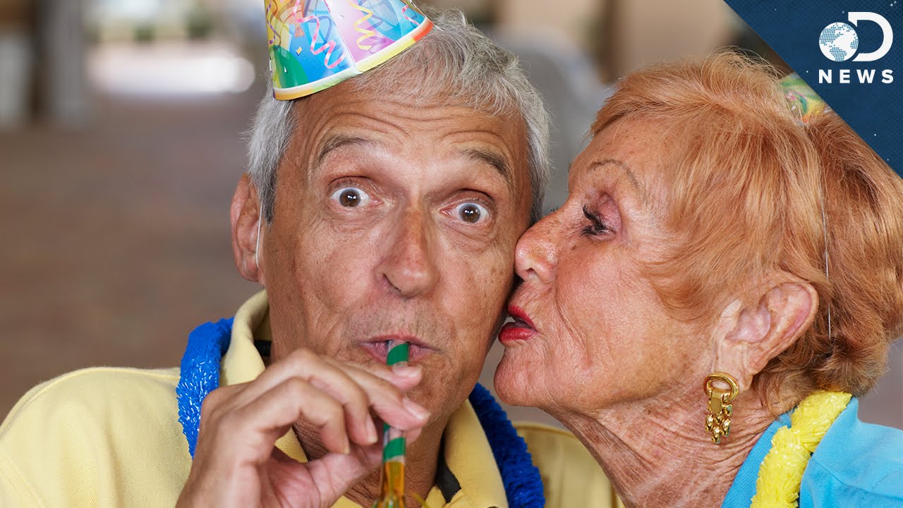 Пожилые улыбаются. Why old. Why old. Фэнтези дед. Why old.