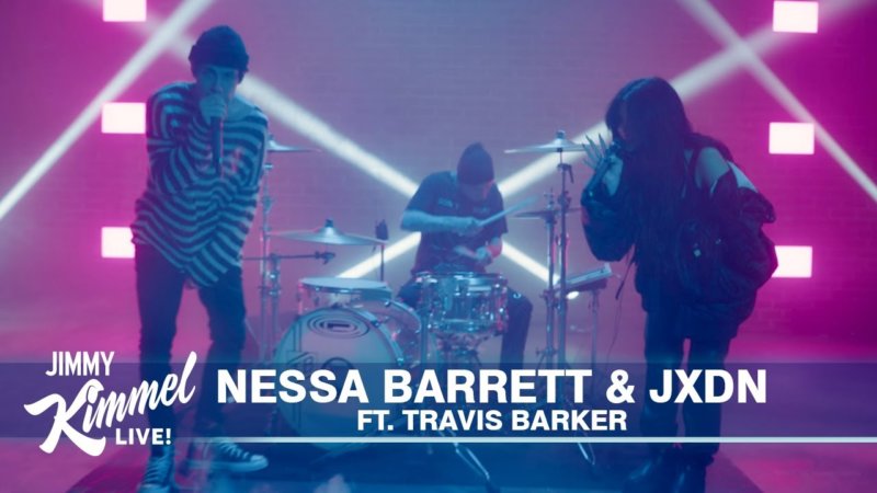 La di die nessa. Несса Барретт и jxdn. La di die Несса Барретт обложка. Nessa Barrett feat.. La die die nessa  обложка.