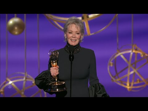 EMMYs | Jean Smart Wins Lead Actress in a Comedy | EMMYs
